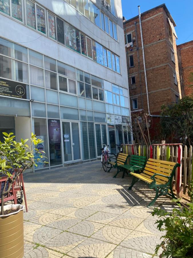 Tirana New Bazaar-Apartment 1 Екстер'єр фото