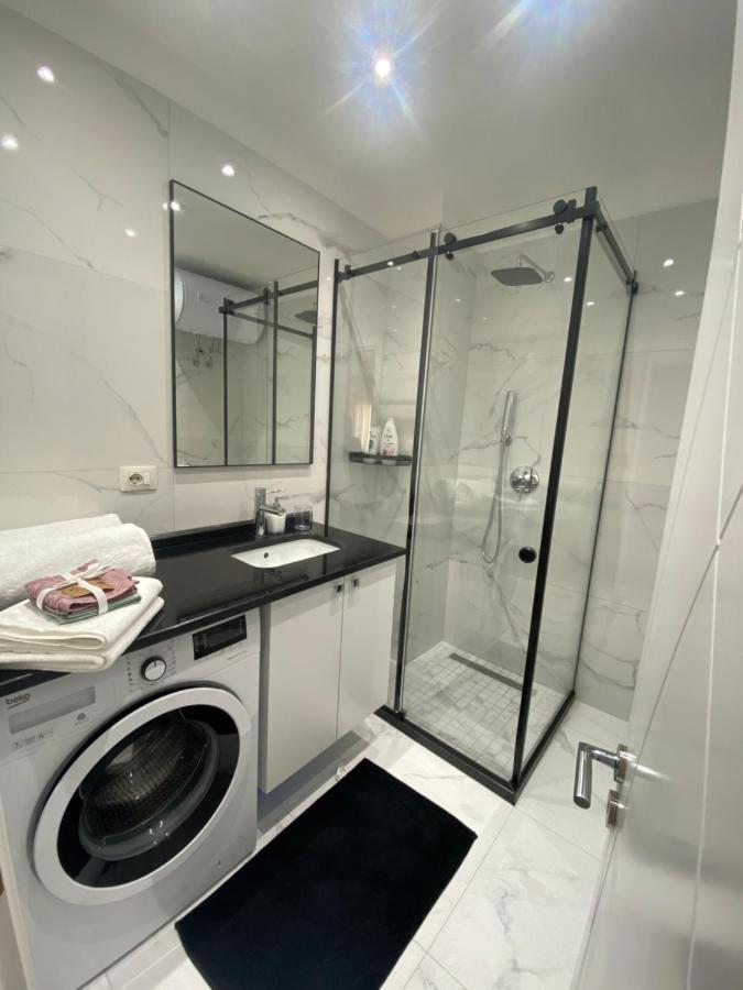Tirana New Bazaar-Apartment 1 Екстер'єр фото