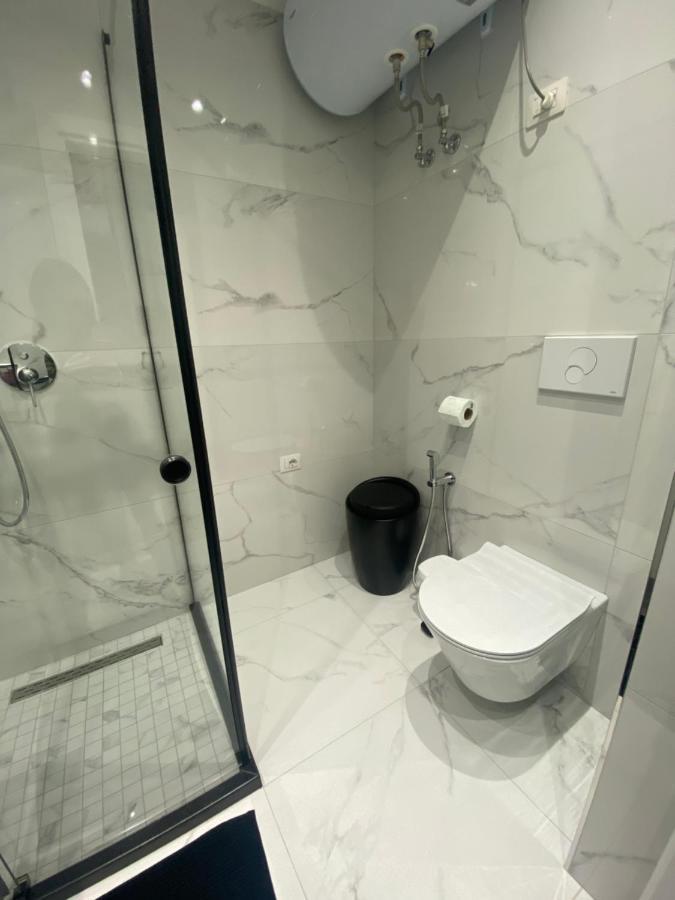 Tirana New Bazaar-Apartment 1 Екстер'єр фото