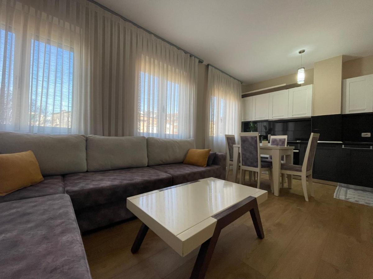 Tirana New Bazaar-Apartment 1 Екстер'єр фото