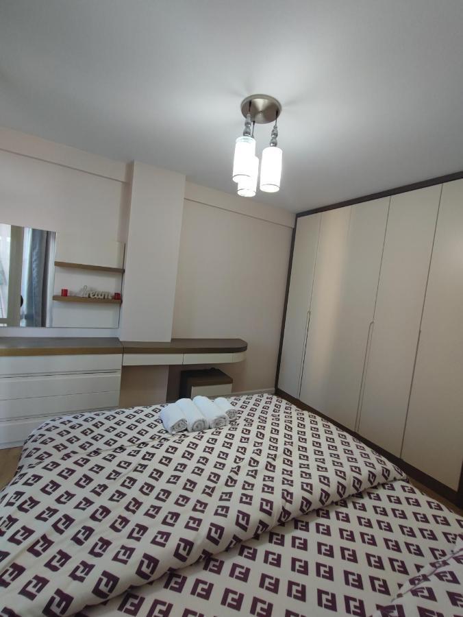 Tirana New Bazaar-Apartment 1 Екстер'єр фото