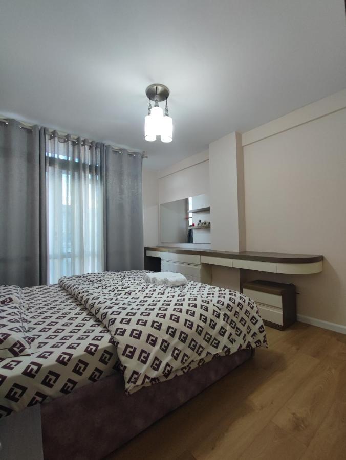 Tirana New Bazaar-Apartment 1 Екстер'єр фото