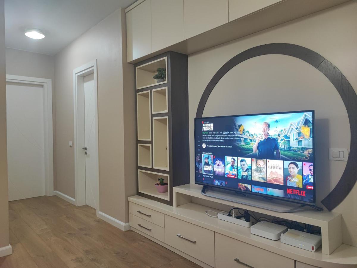 Tirana New Bazaar-Apartment 1 Екстер'єр фото